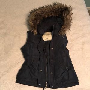 Abercrombie vest